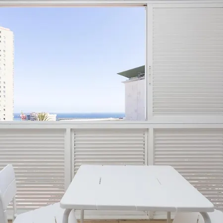 Live Cruz Center Apartment